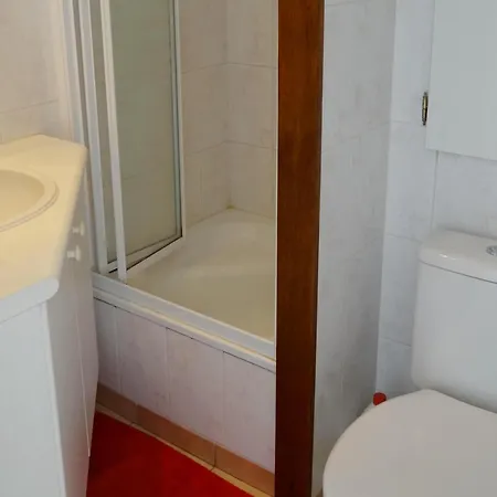 In With Access, Cleaning Included *